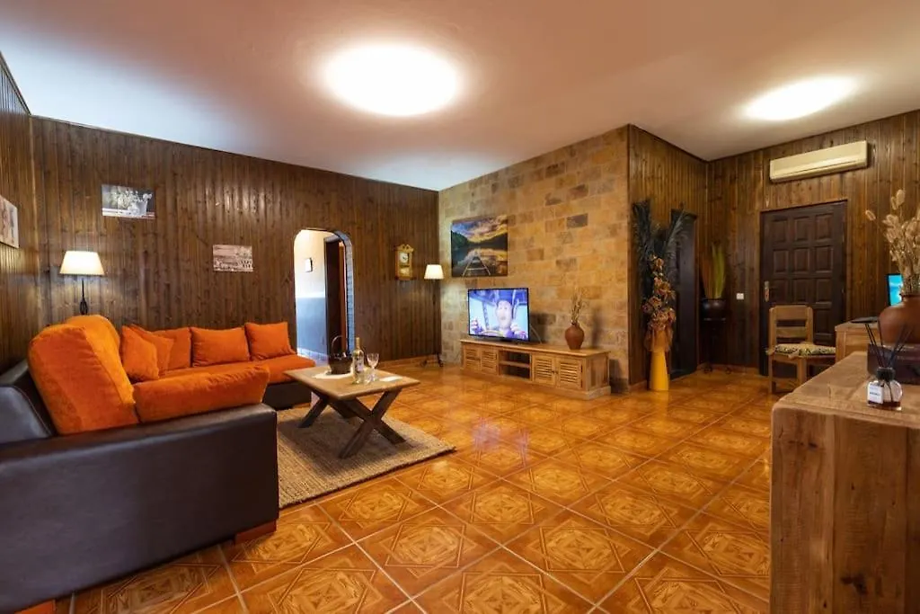 Cardon Villa Sara